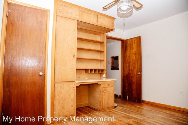 Building Photo - 2 br, 1 bath House - 2625 Camp Road