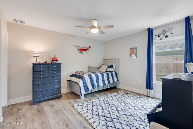 Building Photo - 230 Bayou Bend Ln