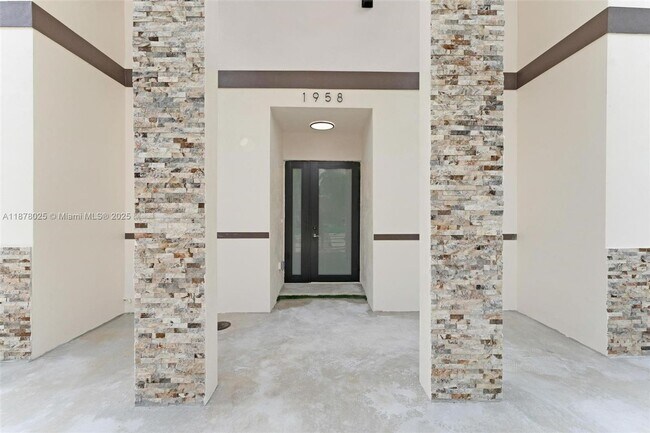 Building Photo - 1962 NW 107th St