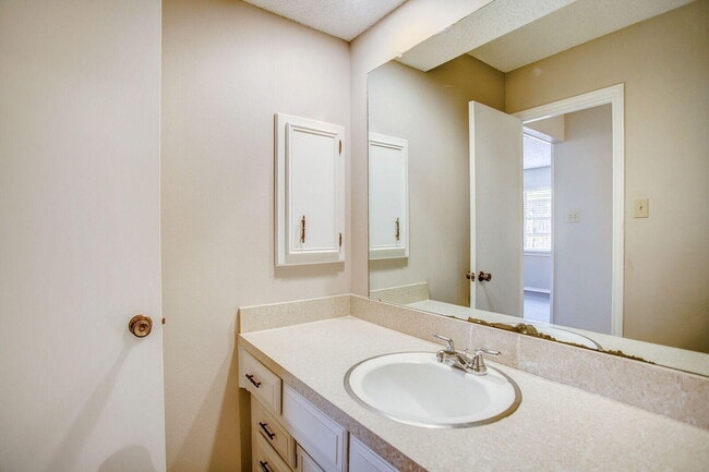 Building Photo - 5703 Brownfield Dr
