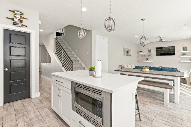 Building Photo - 9721 Fira Ln