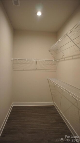Building Photo - 8340 Bretton Woods Dr