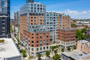 Building Photo - Lenox