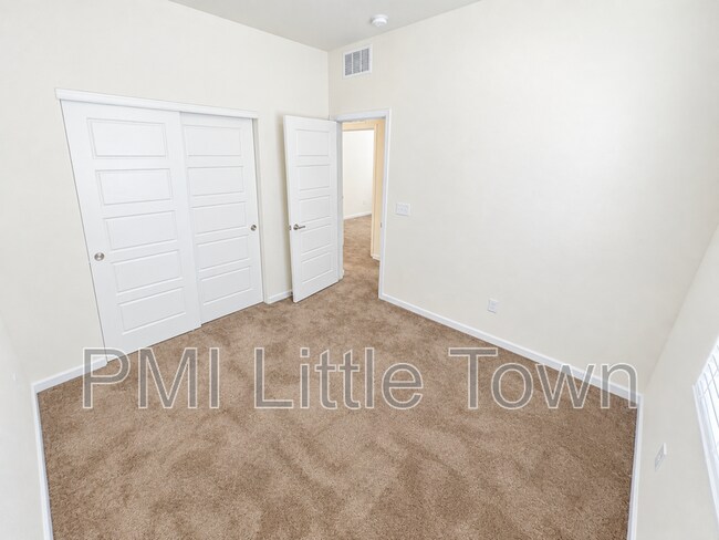 Building Photo - 132 N Patsburg St