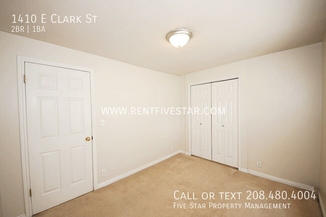 Building Photo - 1410 E Clark St