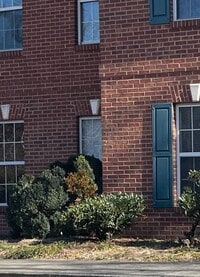 Building Photo - 3867