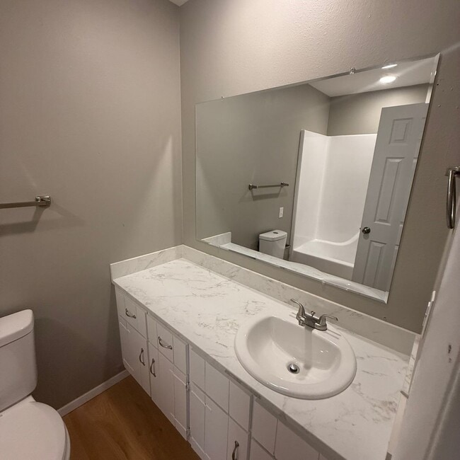 Building Photo - remodeled 3 bedroom 2 bathroom home