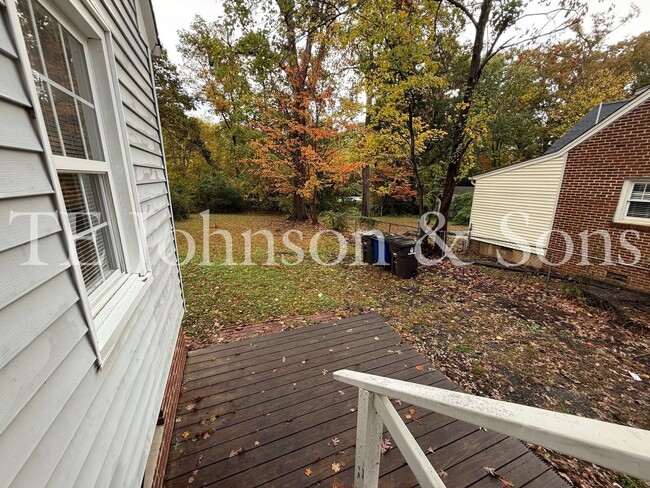 Building Photo - Charming Home with Character and Modern Co...