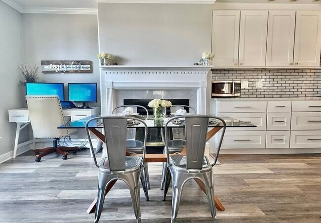 Building Photo - 166 Quincy Shore Dr