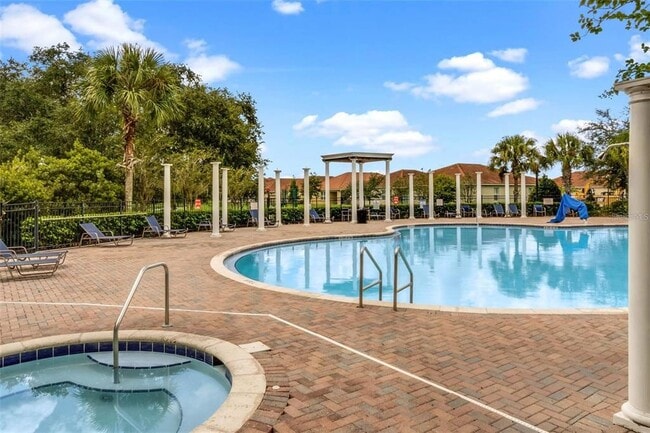 Building Photo - 3102 Camino Real Dr N