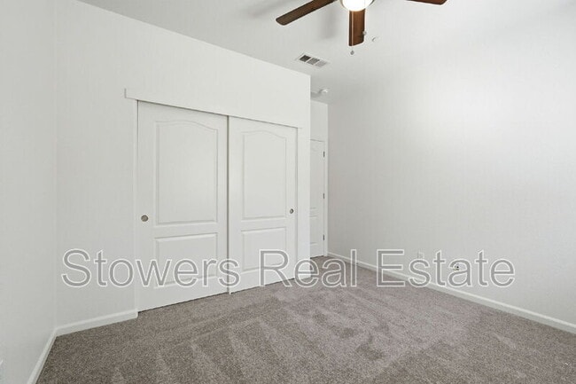 Building Photo - 651 N Andalusia Way