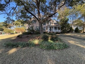 Building Photo - 1736 Brockett Rd