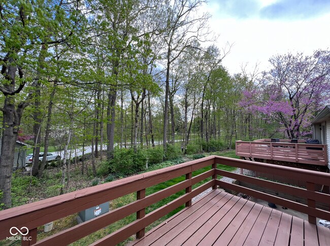 Building Photo - 1727 Creekside Ln W