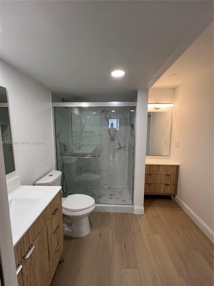 Building Photo - 325 Ocean Dr