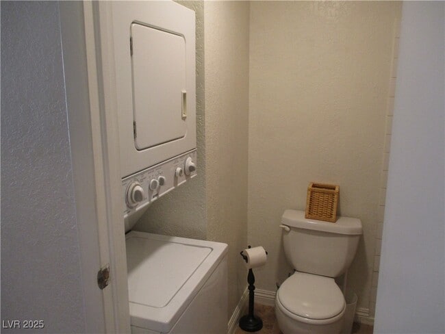 Building Photo - 3602 Gaylord Dr