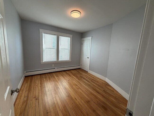 Building Photo - 3 Cohasset St