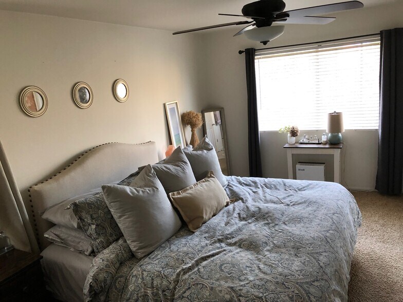 Building Photo - 7388 Freeman Pl