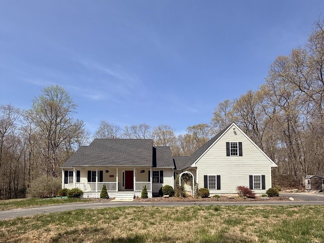 Building Photo - 123 Tom Wheeler Rd