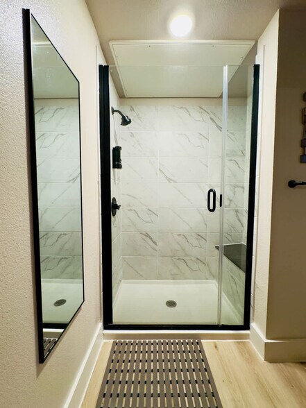 Building Photo - 12208 Tech Ridge Blvd