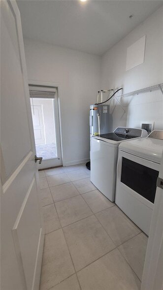 Building Photo - 11751 Boldface Dr.