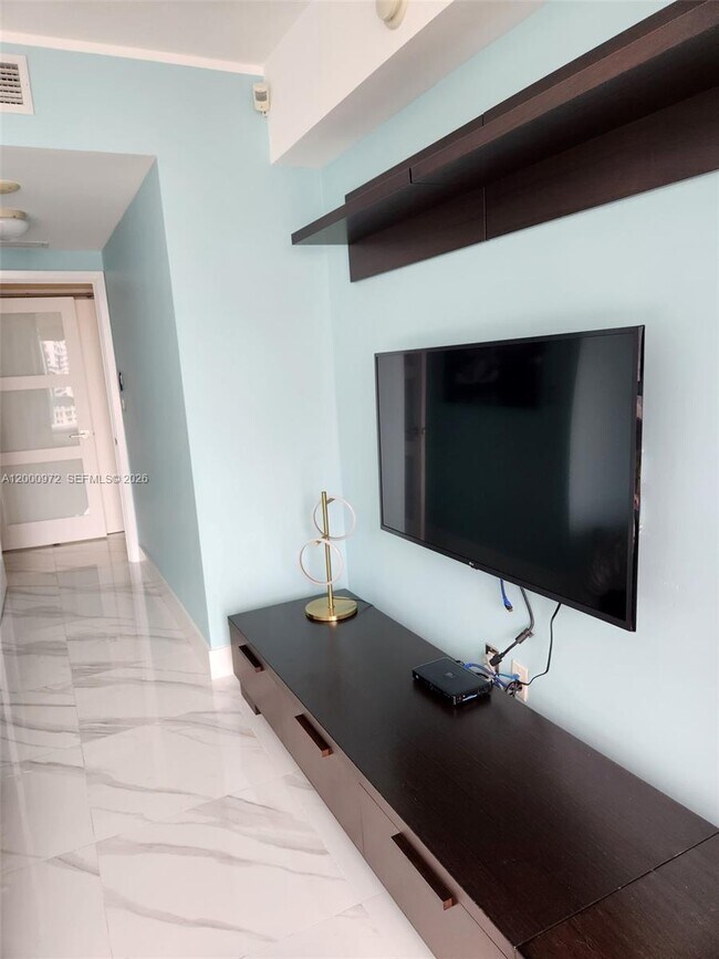 Building Photo - 325 S Biscayne Blvd