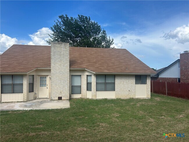 Building Photo - 4809 Bramblewood Dr