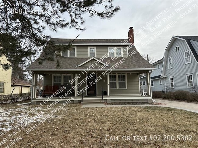 Building Photo - 3848 Dudley St