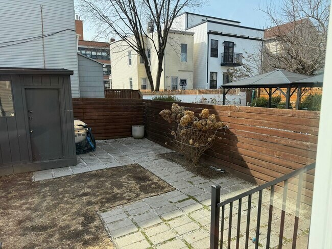 Building Photo - 49 Belmont Ave
