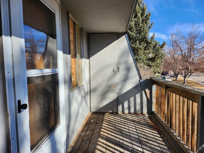 Building Photo - 2739 Leisure Dr