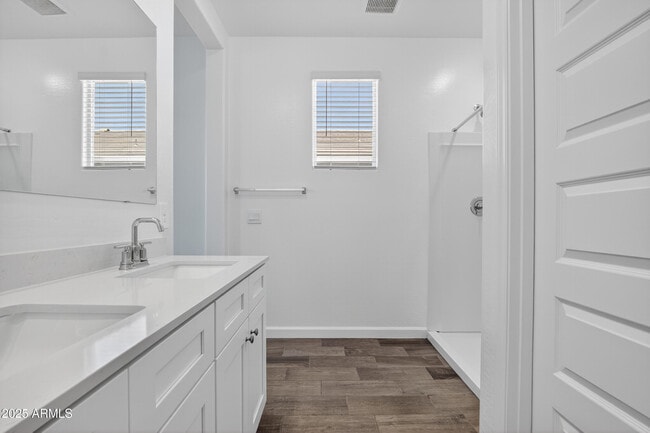 Building Photo - 9284 S Mara Dr