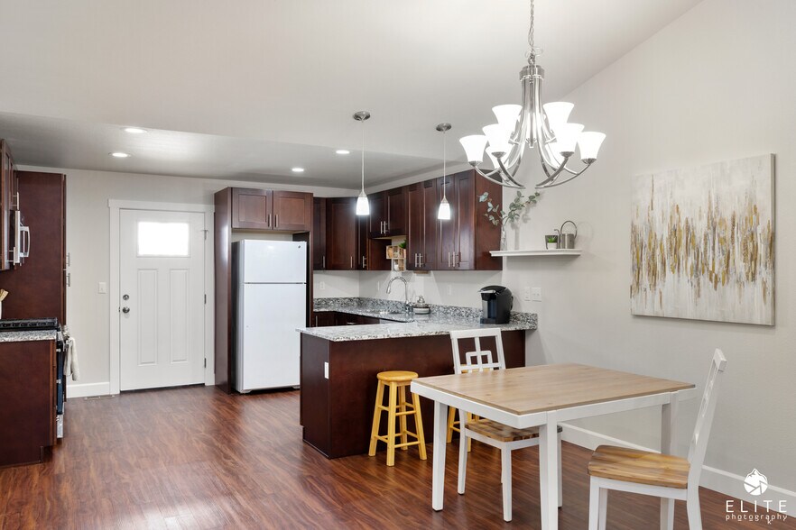 Building Photo - 920 W Wilder Ave