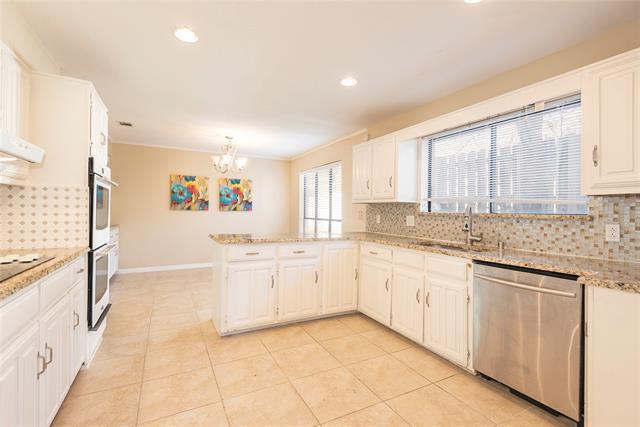 Building Photo - 3333 Sunrise Dr