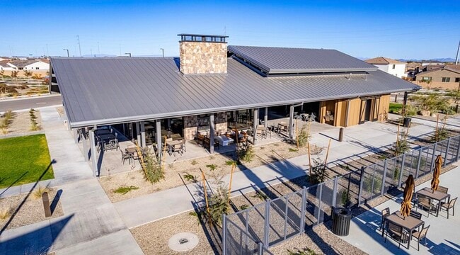 Building Photo - 16805 W Shangri La Rd