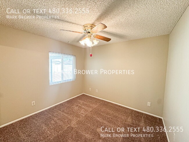 Building Photo - 2315 W El Alba Way