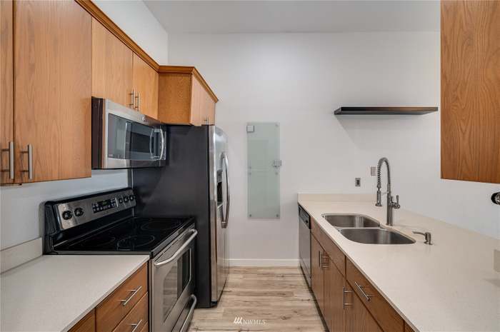 Building Photo - 5847 NE 75th St