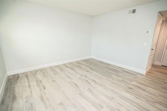 Building Photo - 11314 N 52nd St