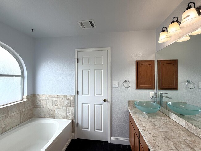 Building Photo - 11802 Lemonmint Pkwy