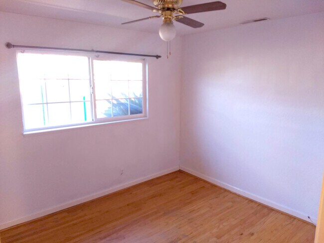 Building Photo - 41226 Erma Ave