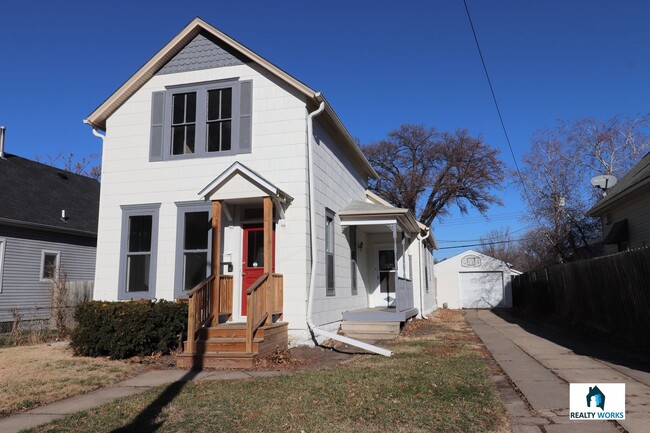 Primary Photo - 3 bed 1.5 Bath Single Family Home!