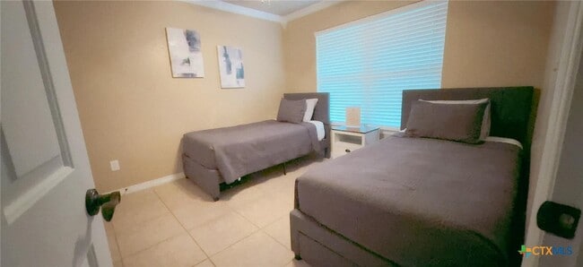 Building Photo - 502 Odom Dr