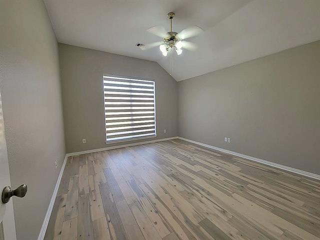 Building Photo - 1144 San Saba Dr