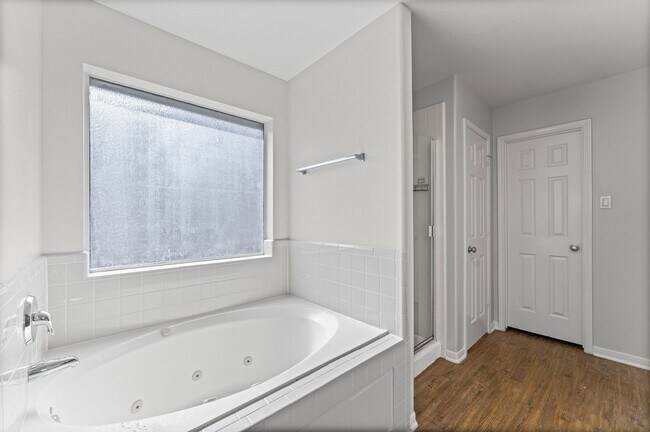 Building Photo - 14723 Boldere Ln
