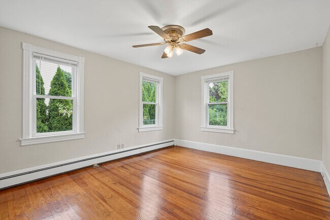 Building Photo - 432 Plainsboro Rd