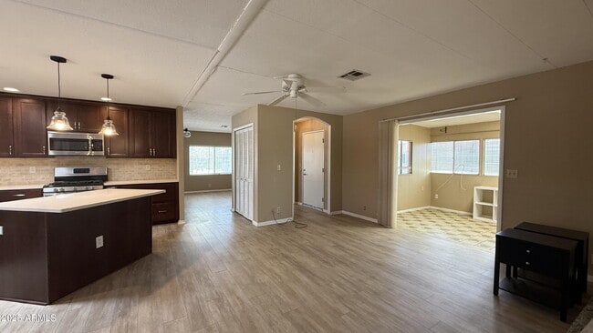 Building Photo - 9342 E Citrus Ln S