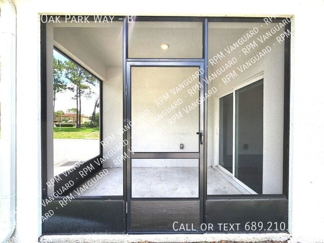 Building Photo - 2980 Oak Park Way