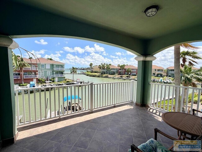 Building Photo - 17 Harbor Point