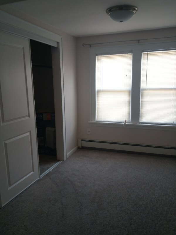 Building Photo - 571 Avenue A