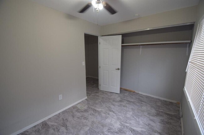 Building Photo - 3134 Skyview Dr