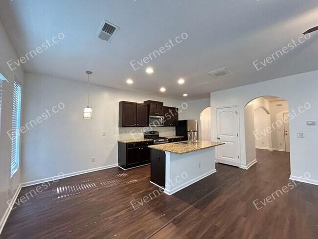 Building Photo - 5876 Grande River Rd