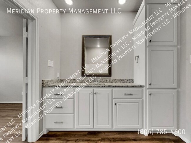 Building Photo - 1222 Donald Preston Dr